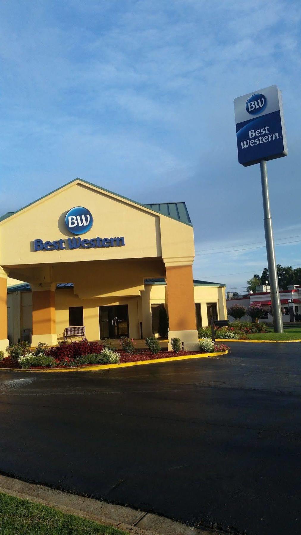 Best Western Airport Inn Pearl Exterior foto